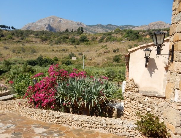 casale-del-golfo-castellammare-bloemen.jpg