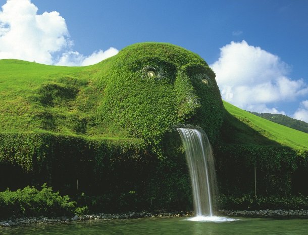 swarovski kristallwelten-wattens.jpg