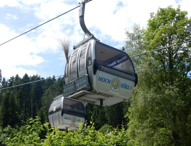 hochsoll-gondel-soll-tirol.jpg