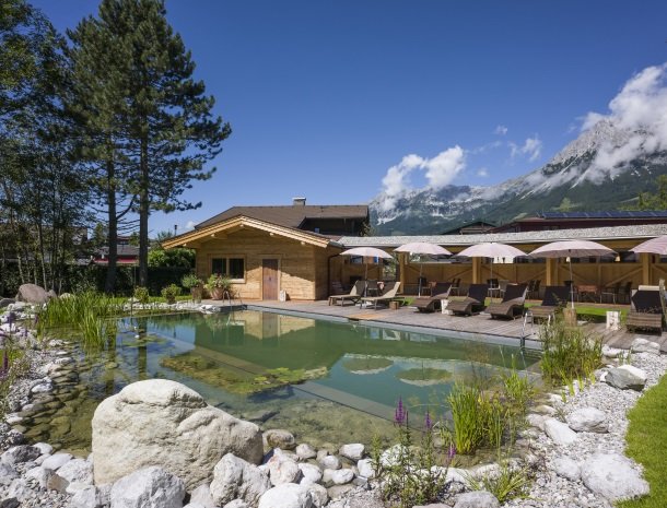 alpenpension-claudia-ellmau-tirol-zwemvijver.jpg