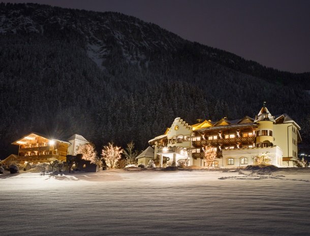 landhaus-ager-söll-tirol-avond.jpg