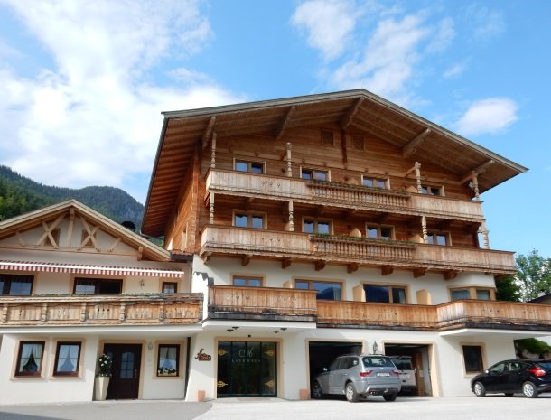 landhaus-ager-söll-tirol. vooraanzicht.jpg