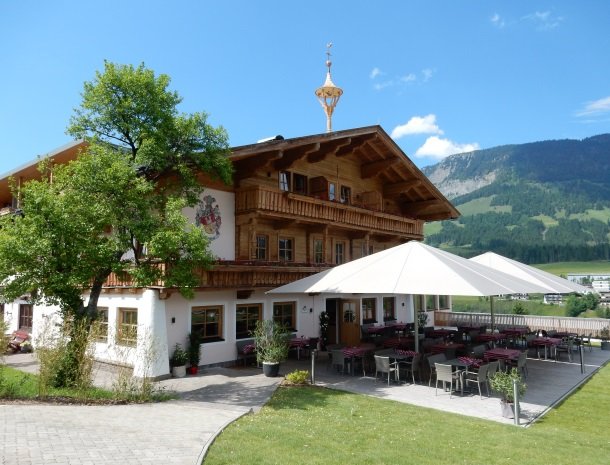 hotel-grosslehen-fieberbrunn-terras.jpg