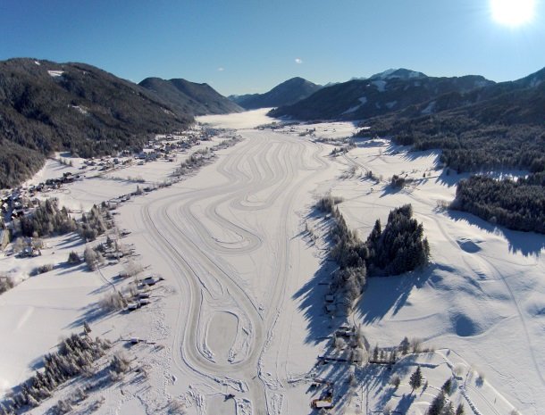 weissensee-winter-karinthie-oostenrijk.jpg