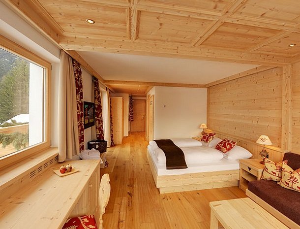 hotel-arnaria-ortisei-trentino-familiekamer.jpg