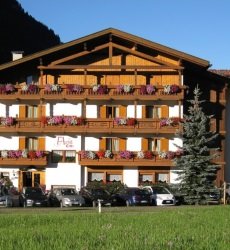 hotel-flora-alpina-dolomieten-zomer.jpg