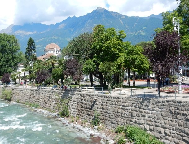 merano-trentino-boulevard.jpg