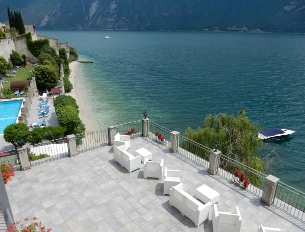 hotel-villa-romantica-limone-sul-garda-dakterras.jpg