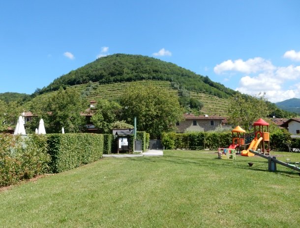 villa-gradoni-franciacorta-speeltuin.jpg