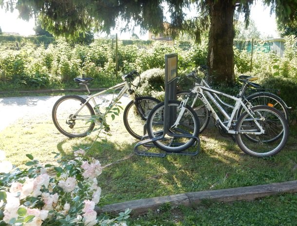 agriturismo-ca-del-lago-comomeer-fietsen.jpg