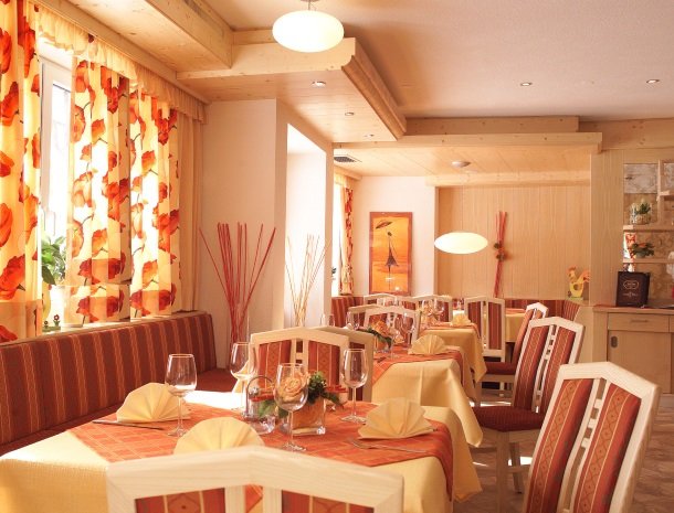 hotel-wiese-pitztal-st-leonhard-restaurant.jpg