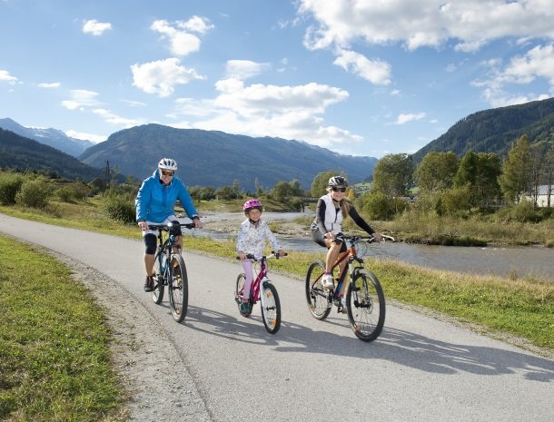stofflerwirt-stmichaelimlungau-omgeving-fietsen.jpg