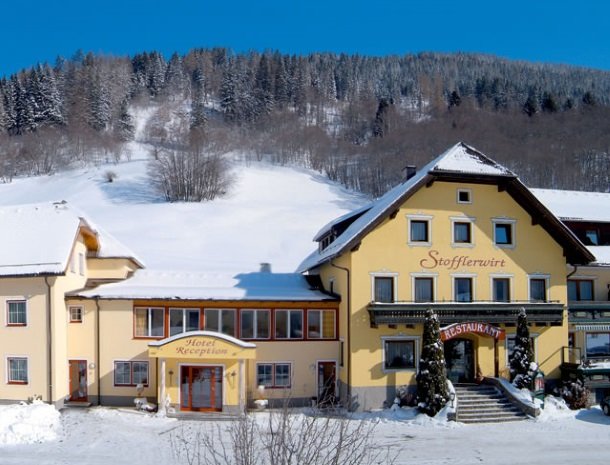 stofflerwirt-stmichaelimlungau-voorkant-winter.jpg