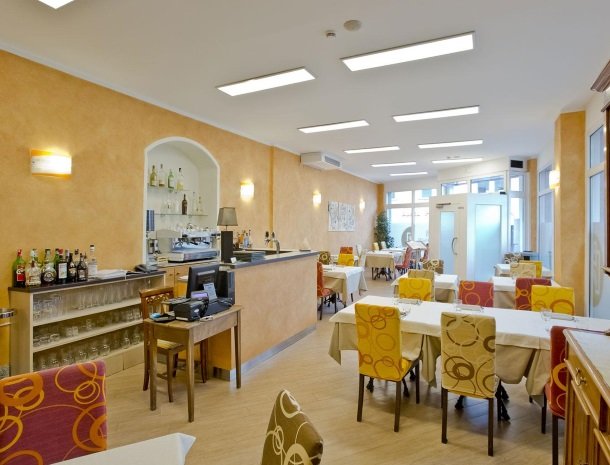 hotel-lago-colico-comomeer-restaurant.jpg