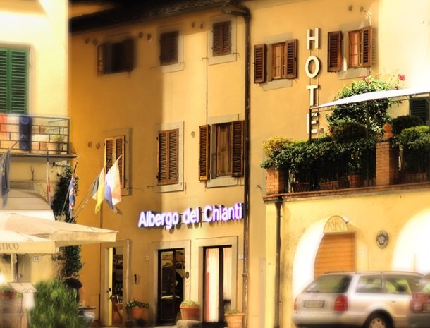 albergo del chianti-greve in chianti-ingang.jpg