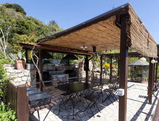 villa-amaranta-la-spezia-barbecue.jpg