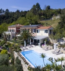 villa-amaranta-la-spezia-zwembad-ligurie.jpg