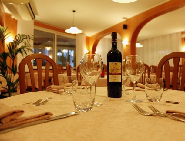 hotel-montemerlo-fetovaia-elba-restaurant.jpg