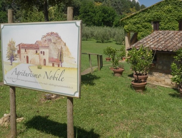 agriturismo-nobile-montepulciano-toegangsbord.jpg