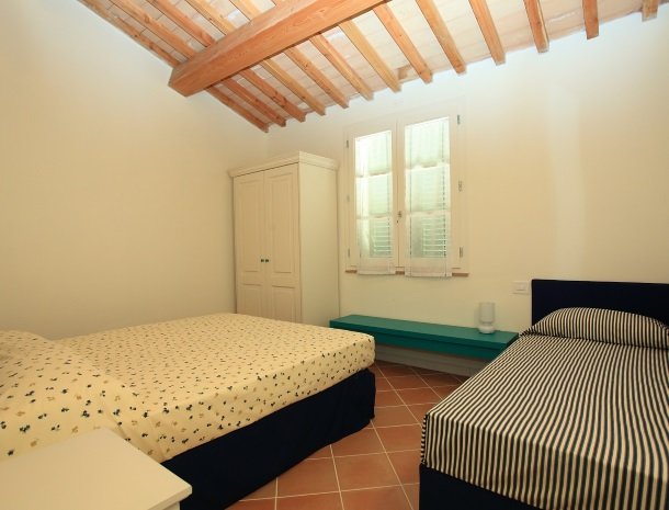 agriturismo-campallegro-cecina-appartement-lagiada-slaapkamer.jpg