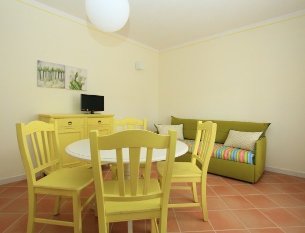 agriturismo-campallegro-cecina-appartement-laginestra-slaapbank.jpg