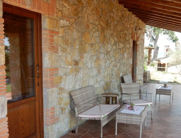 agriturismo-casetta-di-valentina-castiglione-della-pescaia-zitje-kamer.jpg