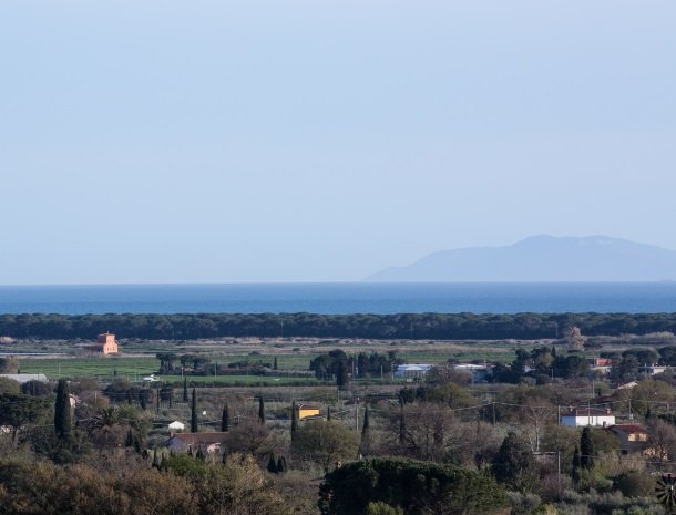 agriturismo-casetta-di-valentina-castiglione-della-pescaia-uitzicht-zee.jpg