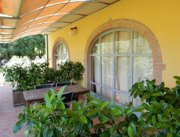 agriturismo-il-ghiaccio-suvereto-suite-terras.jpg