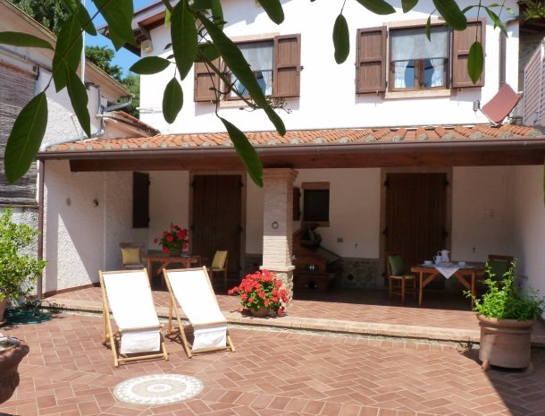 agriturismo-la-rombaia-castiglione-della-pescaia-appartement-reale-terras.jpg