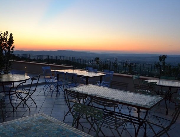 agriturismo-la-cianella-maremma-terras-zonsondergang.jpg