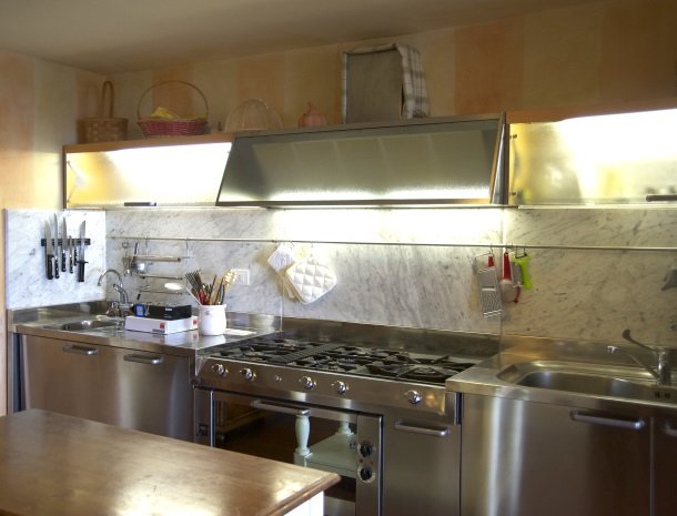 agriturismo-il-ghiaccio-suvereto-casa-francesca-keuken.jpg