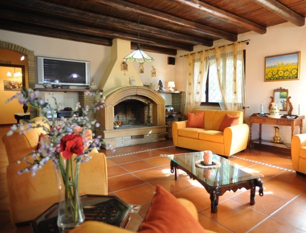 agriturismo-il-drago-piazza-armerina-woonkamer.jpg