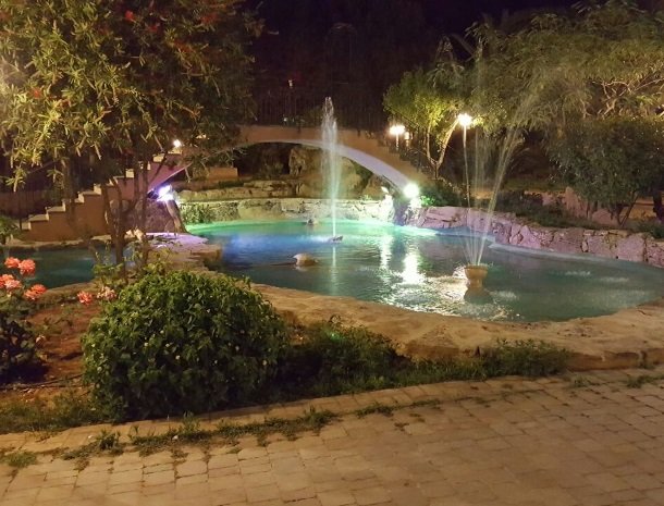 agriturismo-il-drago-piazza-armerina-tuin-avond.jpg