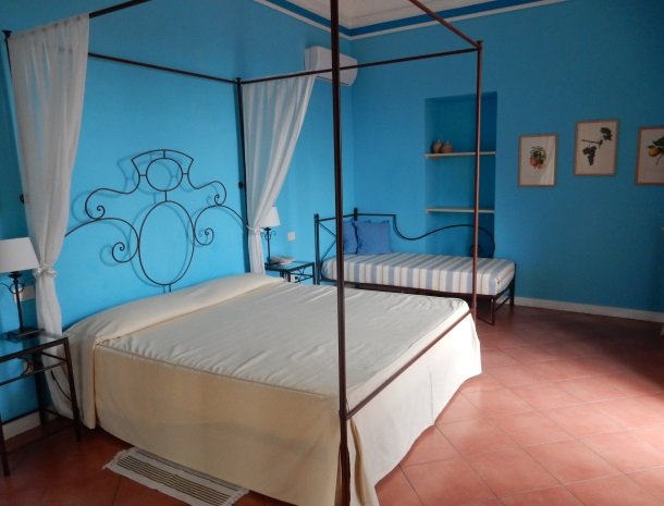 etna-hotel-giarre-sicilie-slaapkamer-superior-extrabed.jpg