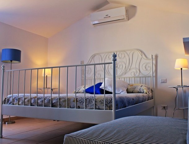 casa-azul-bed-and-breakfast-castellammare-del-golfo-suite.jpg