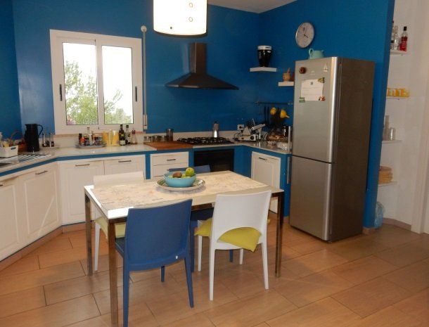 casa-azul-bed-and-breakfast-castellammare-del-golfo-keuken.jpg