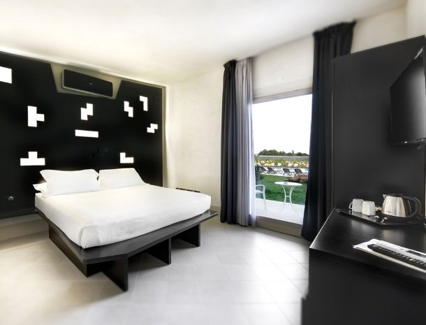 addauro-resort-siracusa-sicilie-slaapkamer-deluxe.jpg