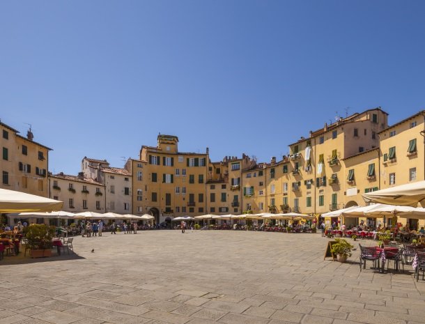 lucca plein toscane.jpg