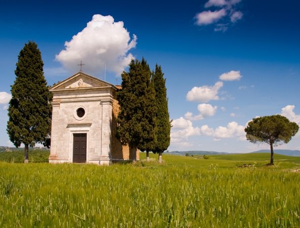 val d'orcia vitaleta chapel .jpg