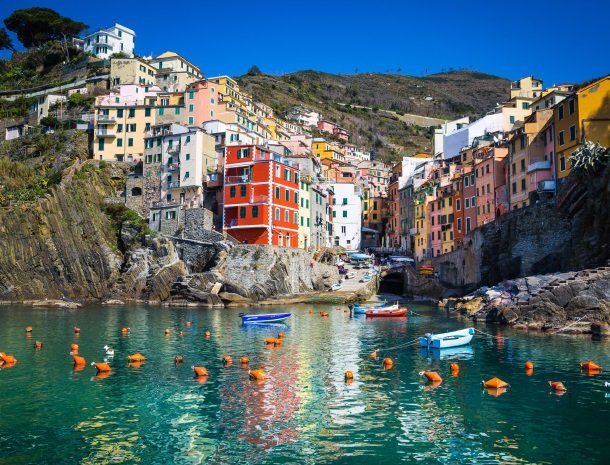 riomaggiore-cinque-terre-ligurie.jpg