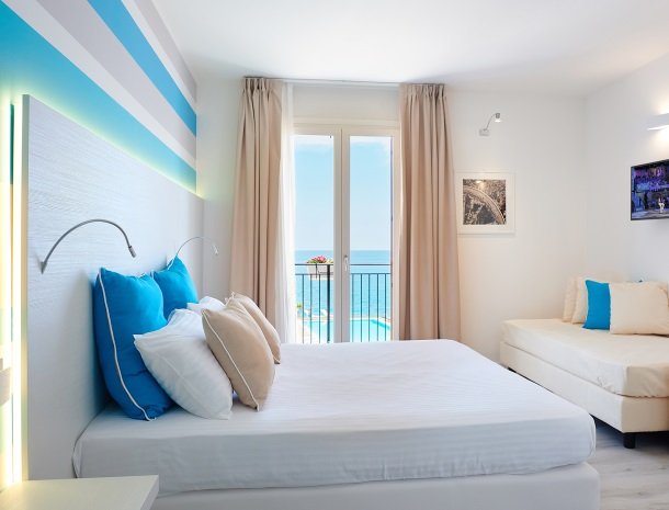 hotel-marina-di-petrolo-castellammare-del-golfo-kamer-zeezicht.jpg