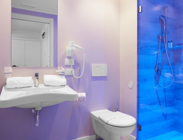 hotel-marina-di-petrolo-castellammare-del-golfo-badkamer.jpg