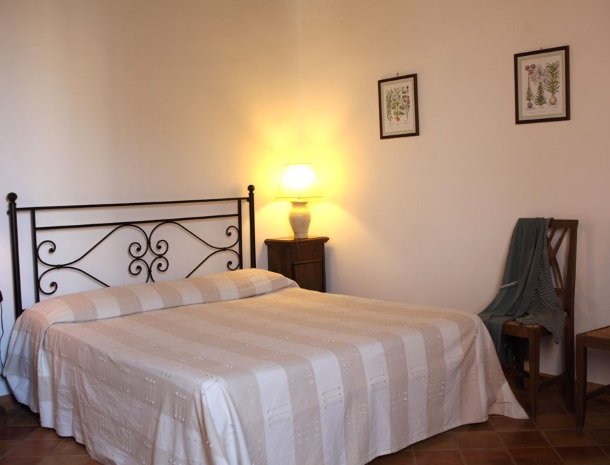 agriturismo-pozzo-di-mazza-siracusa-bed.jpg