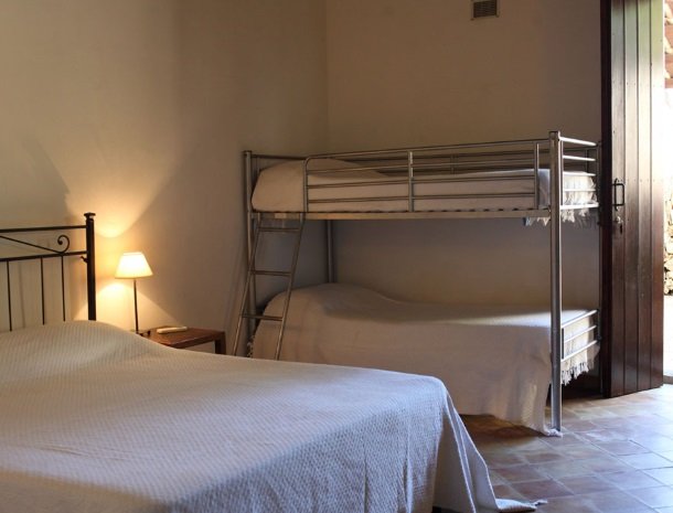 agriturismo-pozzo-di-mazza-siracusa-stapelbed.jpg