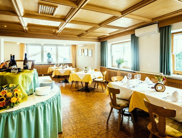 gasthof-stern-tiso-valdifunes-restaurant.jpg