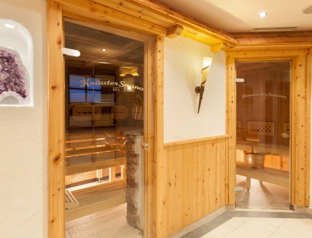 hotel-augarten-neustift im stubaital-tirol-wellness-sauna.jpg
