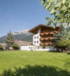 hotel-augarten-neustift im stubaital-tirol-oostenrijk.jpg