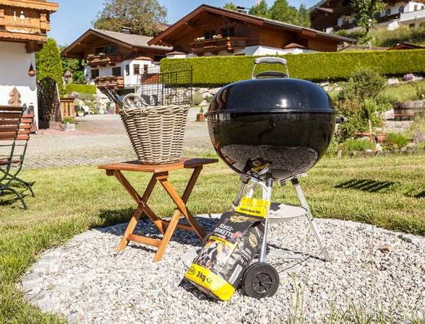 frohnatur-garni-hotel-thiersee-barbecue.jpg