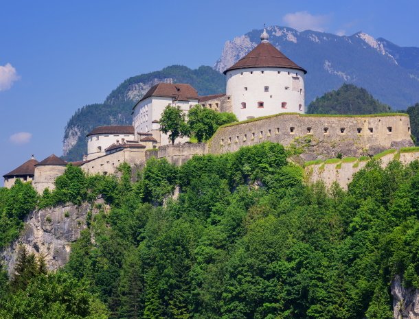 kufstein vesting oostenrijk.jpg