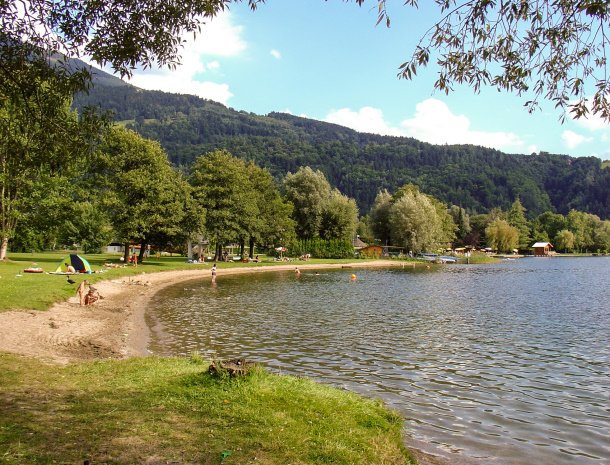 millstattersee-strand-meer.jpg